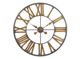 Reloj de pared de madera y hierro .