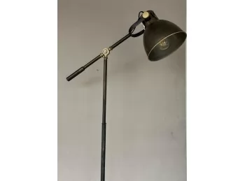 Lámpara de pie Catu 