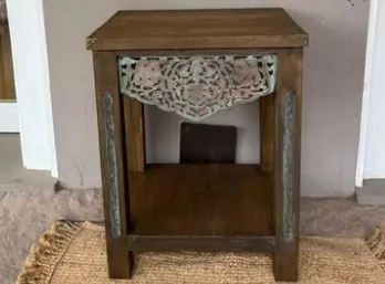 Mesa de luz o vanitory Agra
