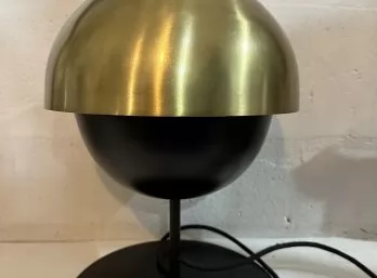 LAMPARA DE MESA ARTE GLOBO
