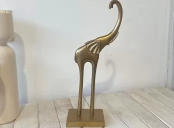 Elefante dorado